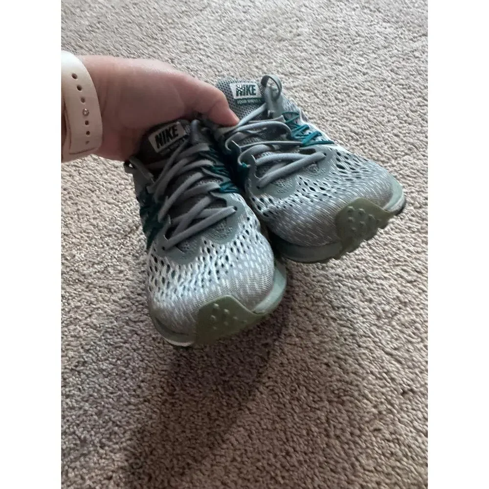 Nike Zoom Winflo 5 Running Sneakers Shoes Women's Size 6.5 Gray w/ Teal & White
